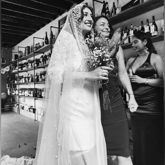 Wedding veil with pearls - Picture 8 of 8